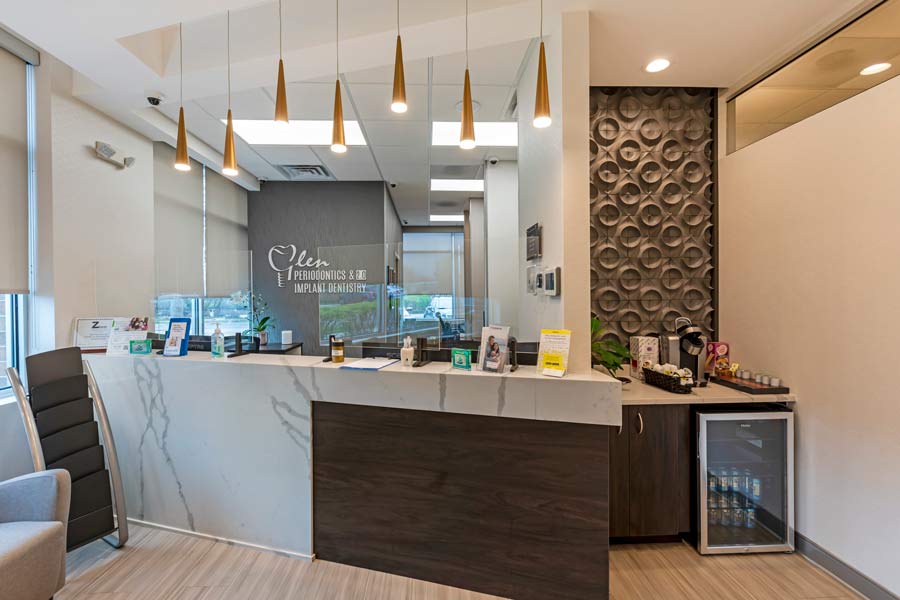 Front desk with practice sign at Glen Perio in Glenview, IL 